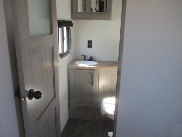 2024-dutchmen-voltage-vseries-303-p13