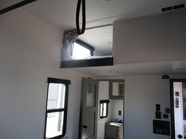 2024-dutchmen-voltage-vseries-303-p14