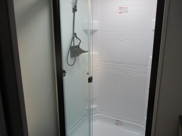 2024-dutchmen-voltage-vseries-303-p9