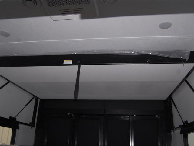 2024-dutchmen-voltage-vseries-862-p14