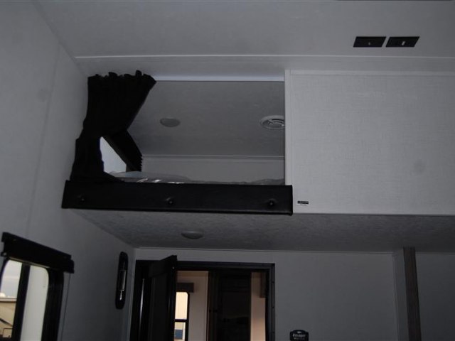 2024-dutchmen-voltage-vseries-862-p16