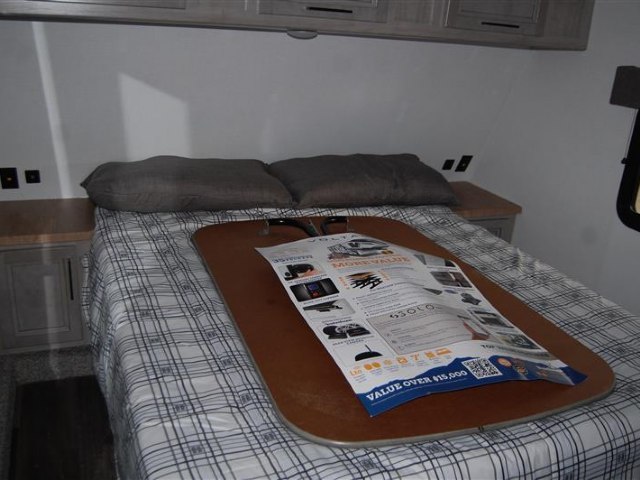 2024-dutchmen-voltage-vseries-862-p19